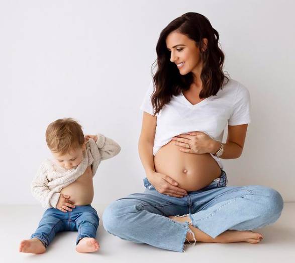 Lucy Mecklenburgh (instagram.com/lucymeck1)