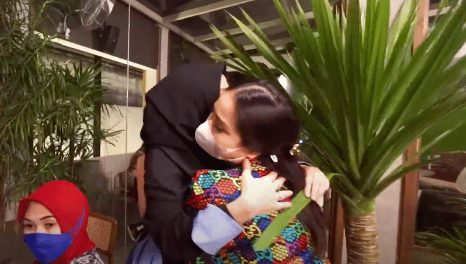 Nagita Slavina dan Mama Amy (YouTube.com/Rans Entertainment)