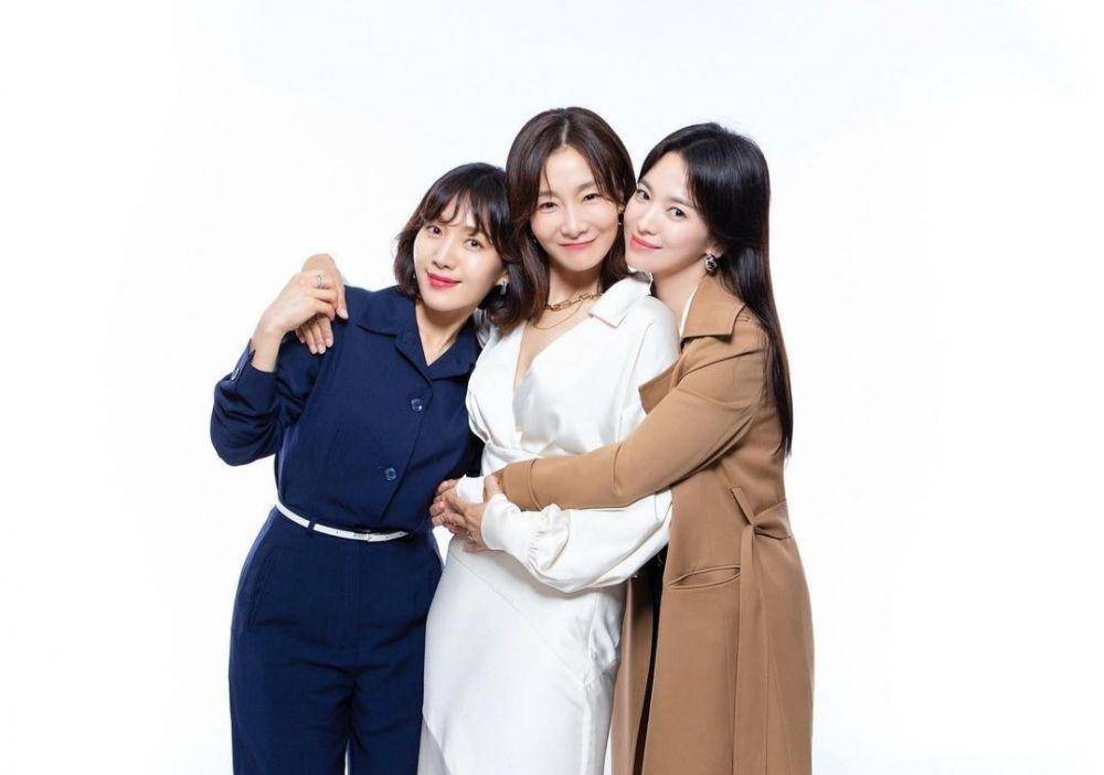 Song Hye Kyo di drama Now We Are Breaking Up (instagram.com/nowwearebreakingup_official)