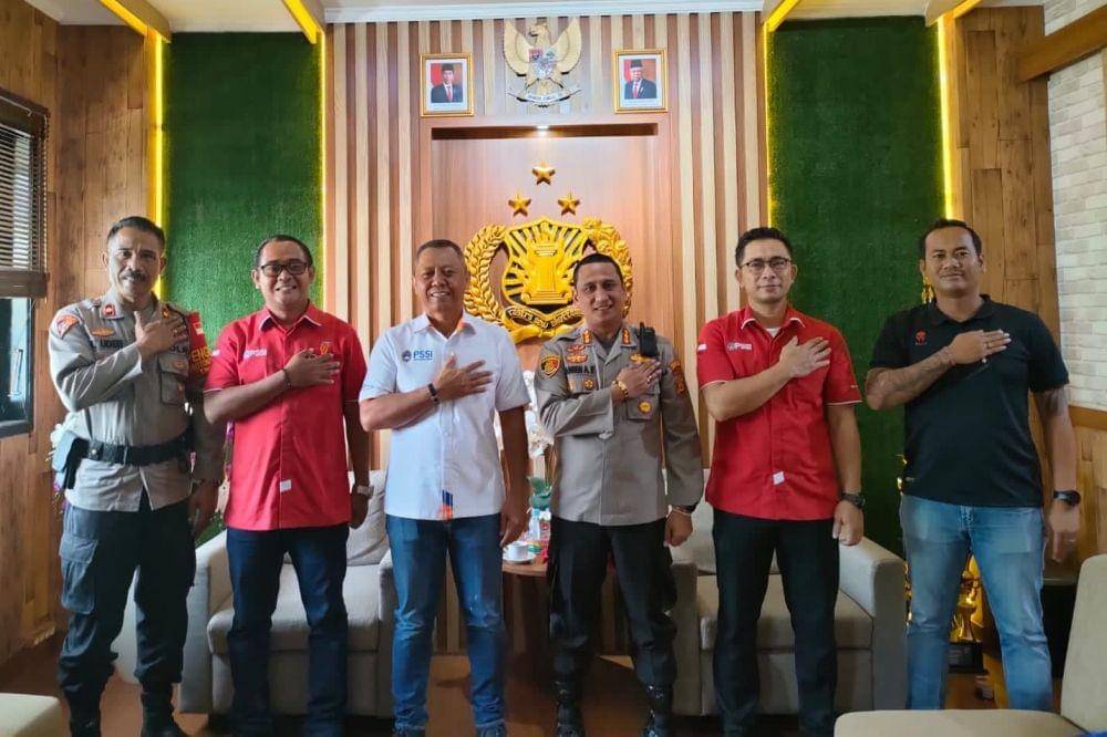 Polri izinkan Liga 1 dan Liga 2 dihadiri penonton secara langsung. (dok. Humas Polri)