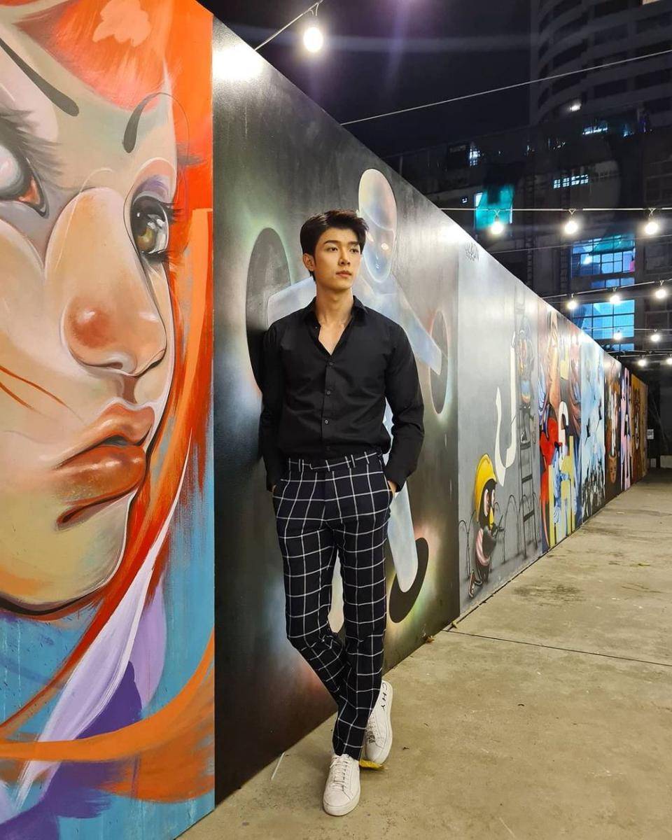 potret God Itthipat (instagram.com/gxxod)