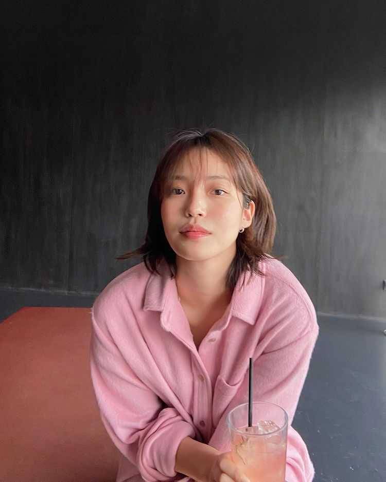 Hwang Se On (instagram.com/seonihwang)