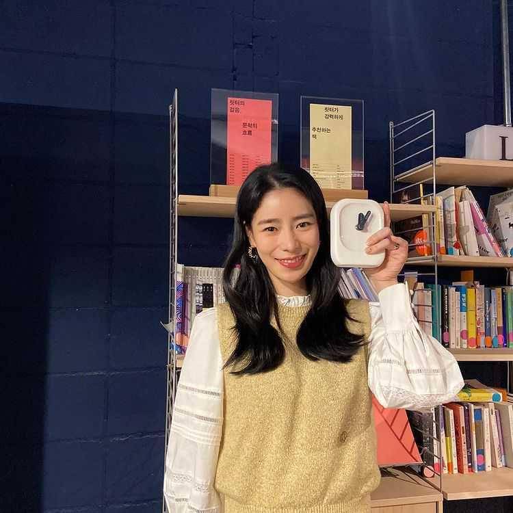 Lim Ji Yeon (instagram.com/limjjy2)