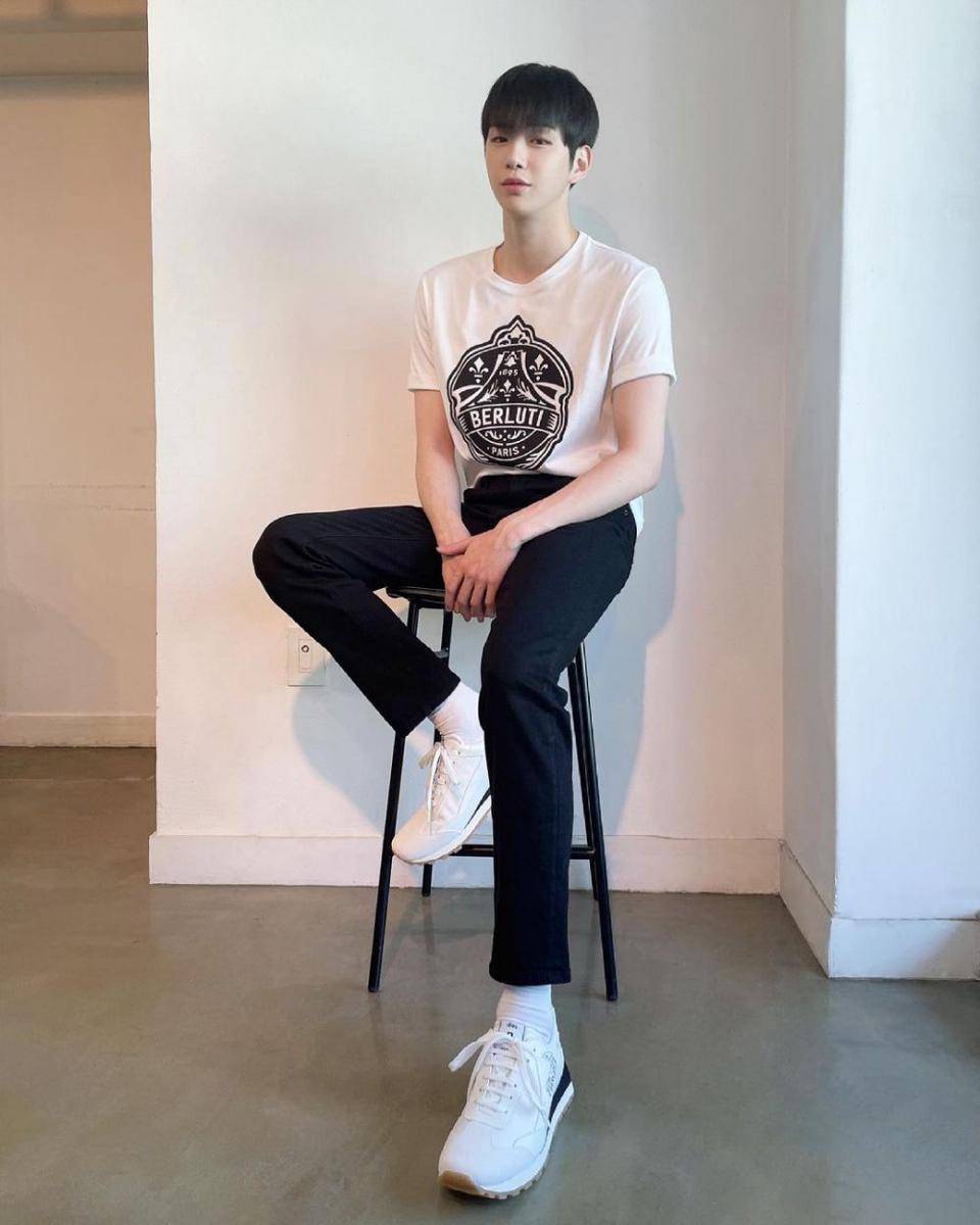 Kang Daniel (instagram.com/daniel.k.here)