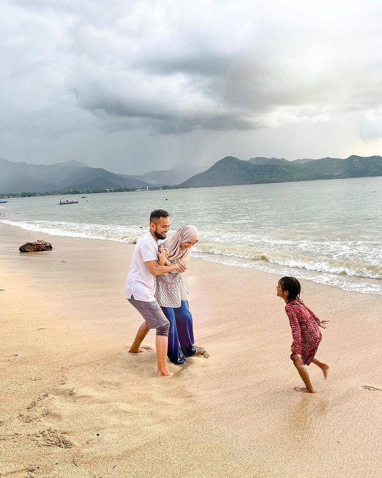 Liburan Teuku Wisnu dan Shireen Sungkar ke Lombok (instagram.com/shireensungkar)