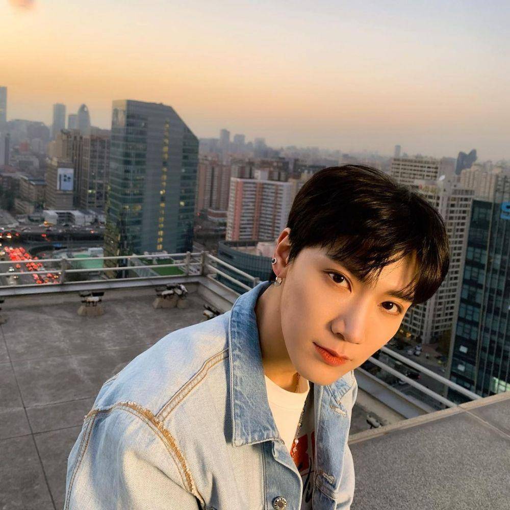 Ten NCT (instagram.com/tenlee_1001)