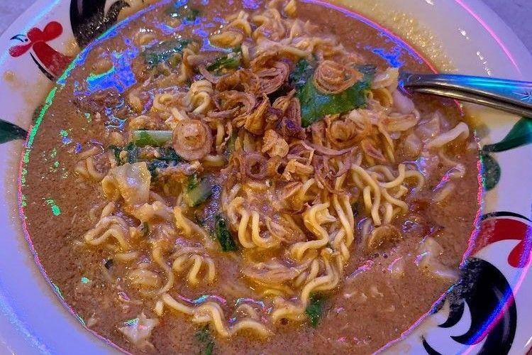 mi tek-tek kuah (instagram.com/jimmysie)