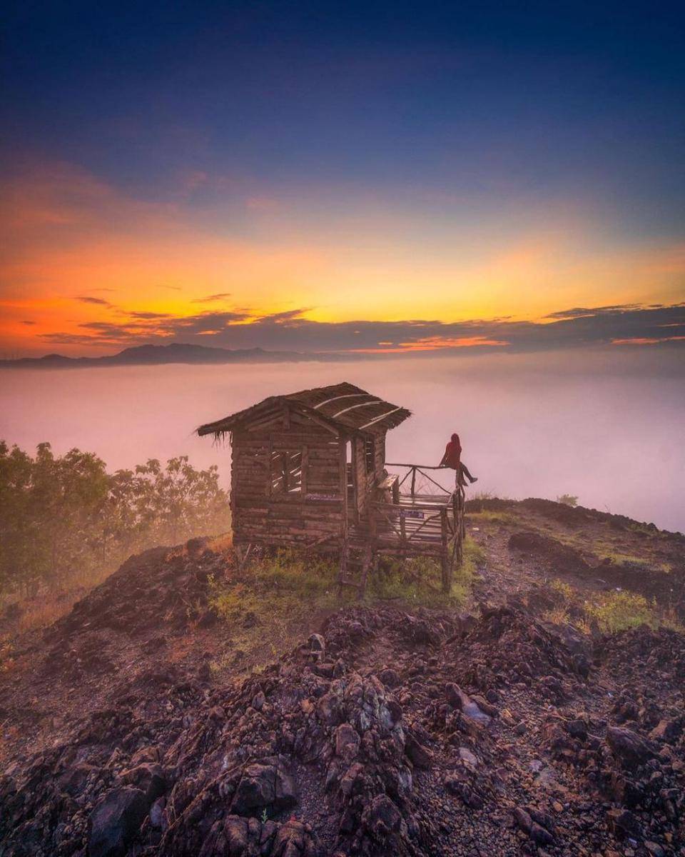 Gunung Ireng (instagram.com/adi_mrizal)