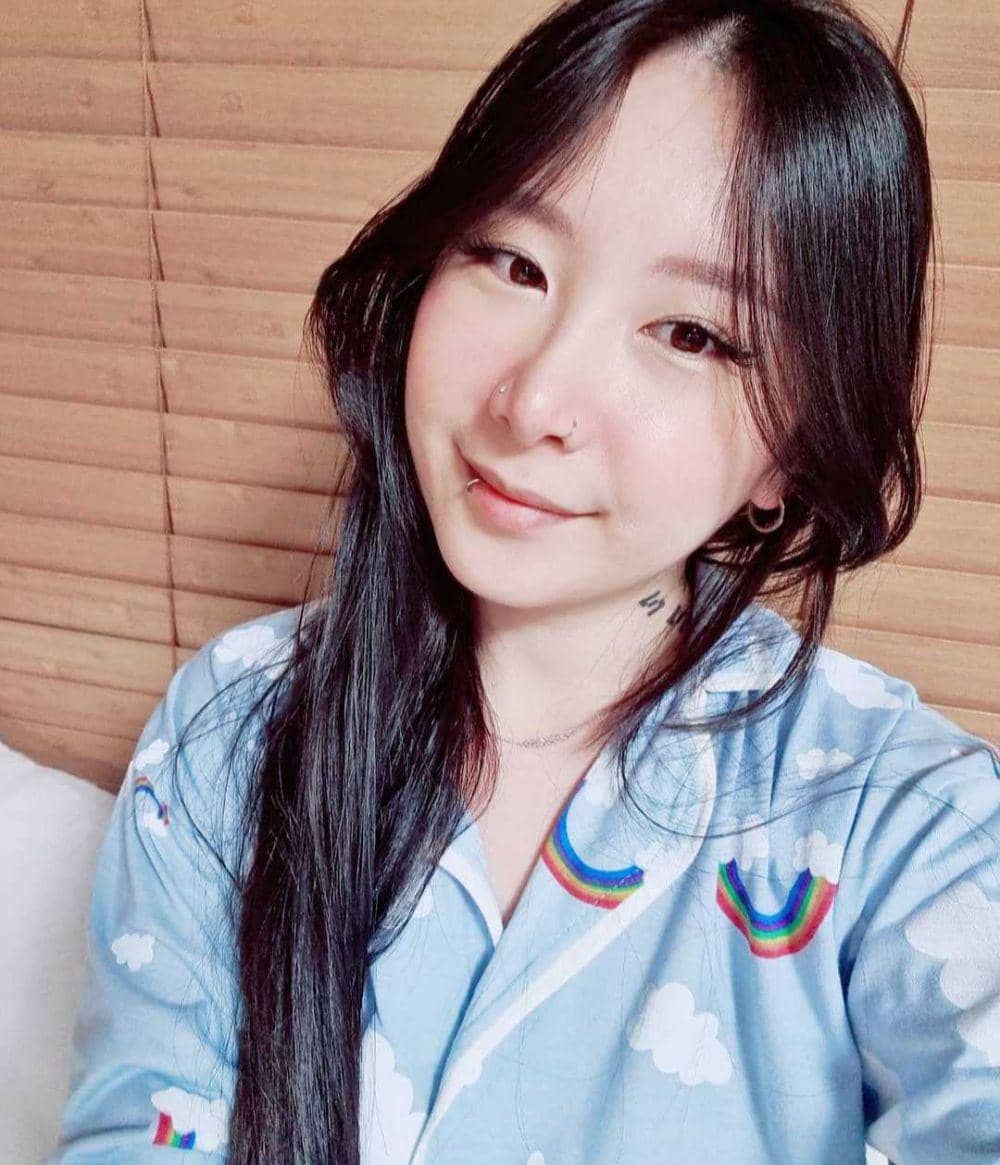 Cheska eks FIESTAR (instagram.com/sleepyminji)