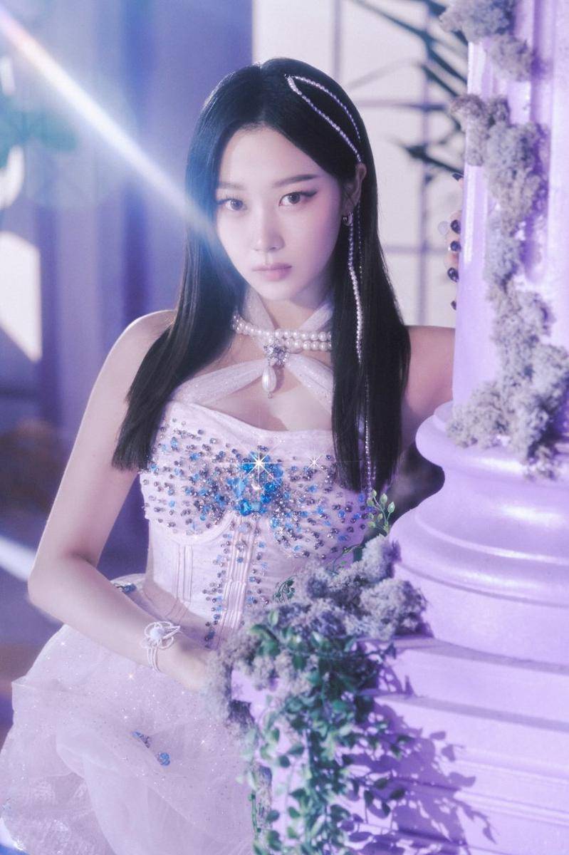 Giselle aespa di teaser Dreams Come True (twitter.com/aespa_official)