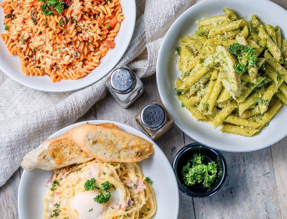 Ilustrasi makanan Italia (unsplash.com/Nerfee Mirandilla)