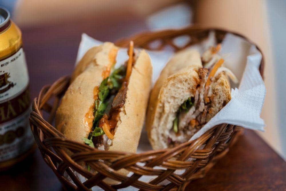 ilustrasi cevapi banh mi  (pexels.com/Flo Dahm)