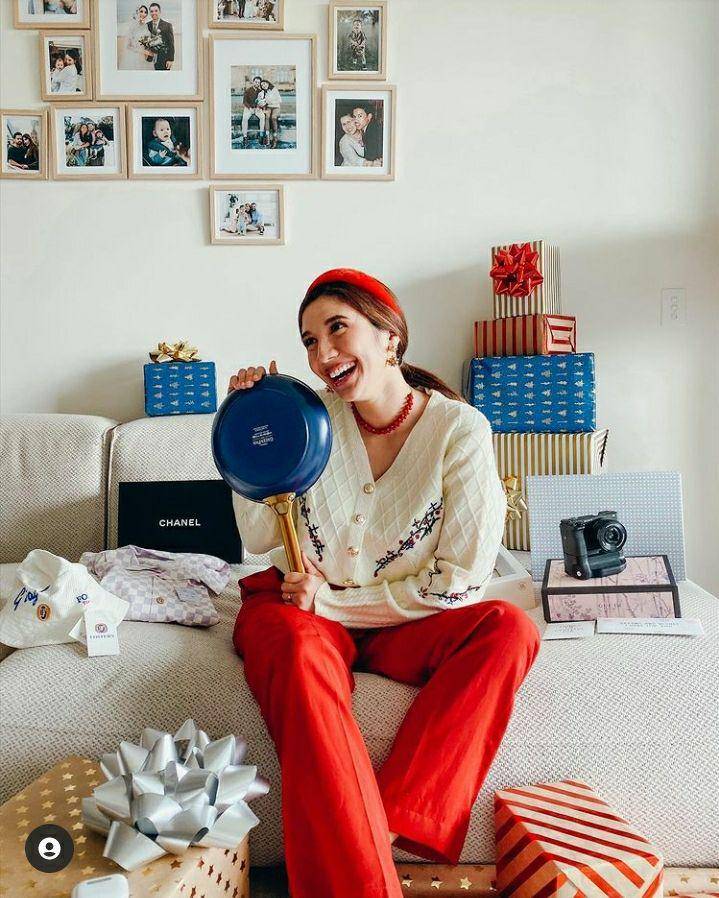 potret persiapan Natal di rumah Acha Sinaga (instagram.com/achasinaga)