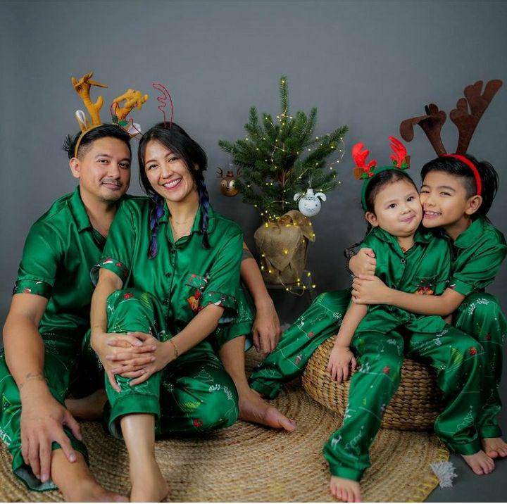 potret persiapan Natal di rumah Sharena dan Delon (instagram.com/mrssharena)