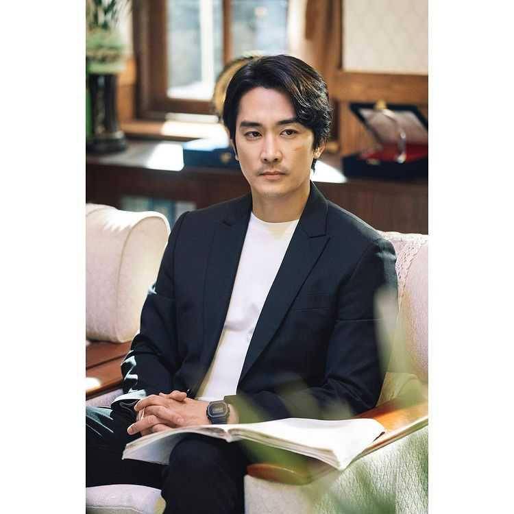 Song Seung Heon (instagram.com/kkbyss)