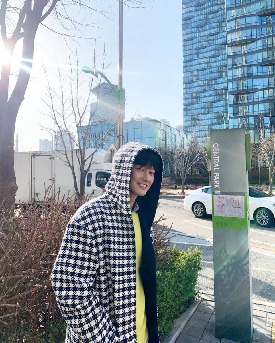 Lee Hyun Wook (instagram.com/wook0617)