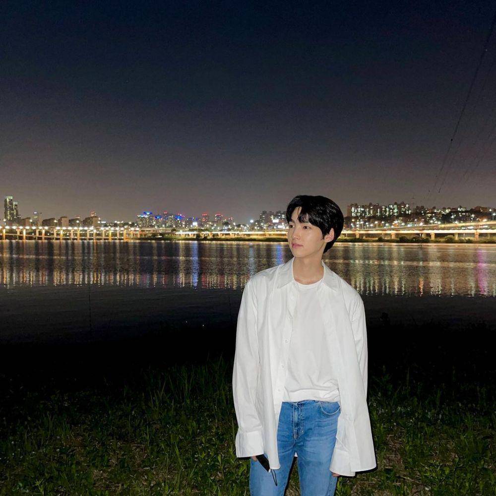 Baek Seo Hoo (instagram.com/seohoo._.b)