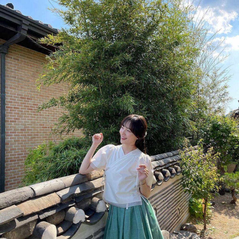 Park Ji Hyun (instagram.com/voyavivirel)