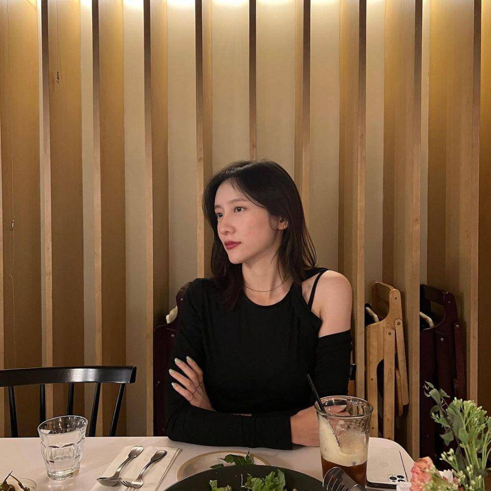 Park Ji Hyun (instagram.com/voyavivirel)