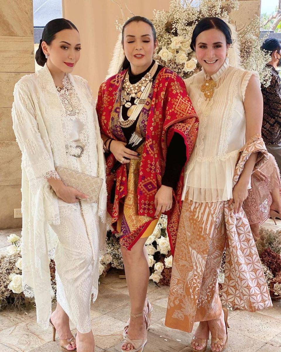 potret Jennifer Ipel bersama kedua saudaranya (instagram.com/ravelra_supit)