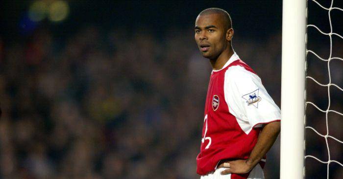 potret Ashley Cole (planetfootball.com)