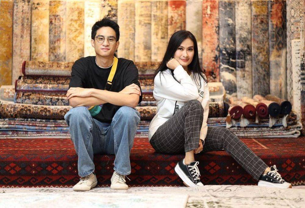 potret Iis Dahlia dan putranya (instagram.com/isdadahlia)