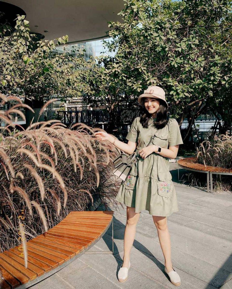 dress ala Namtan Tipnaree (instagram.com/namtan.tipnaree)