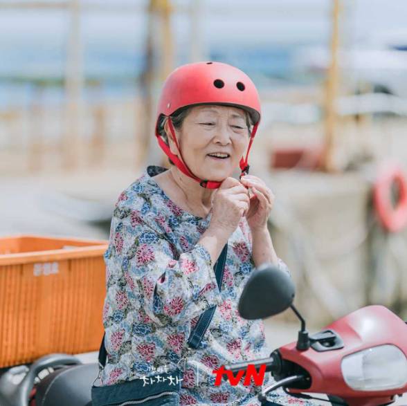 Kim Young Ok di Hometown Cha-Cha-Cha (dok. tvN/Hometown Cha-Cha-Cha)