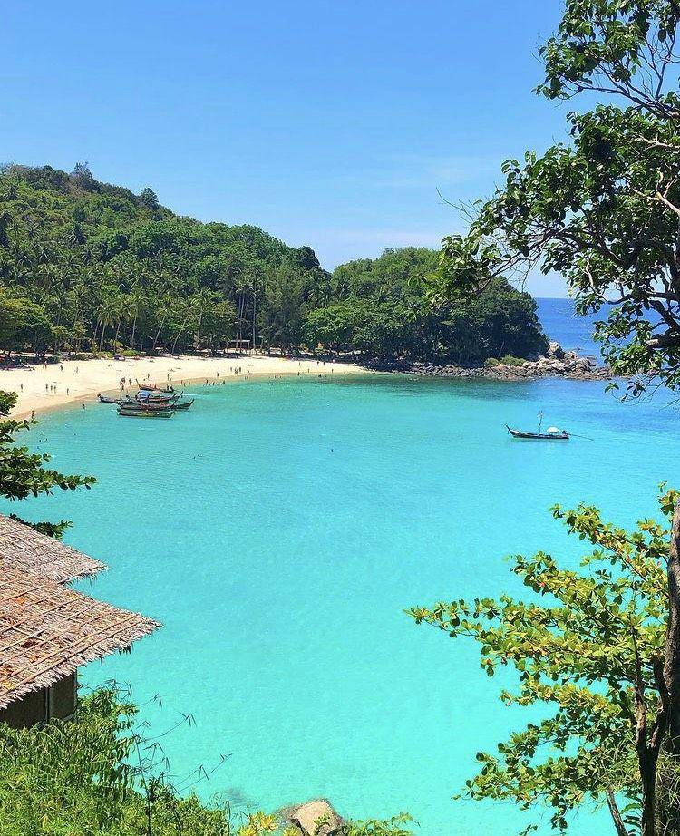 Pantai Freedom (instagram.com/michalis_apk)