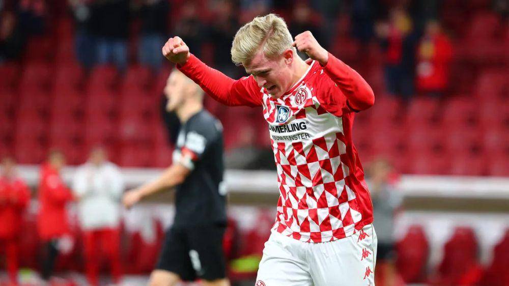 potret Jonathan Burkardt (bundesliga.com)