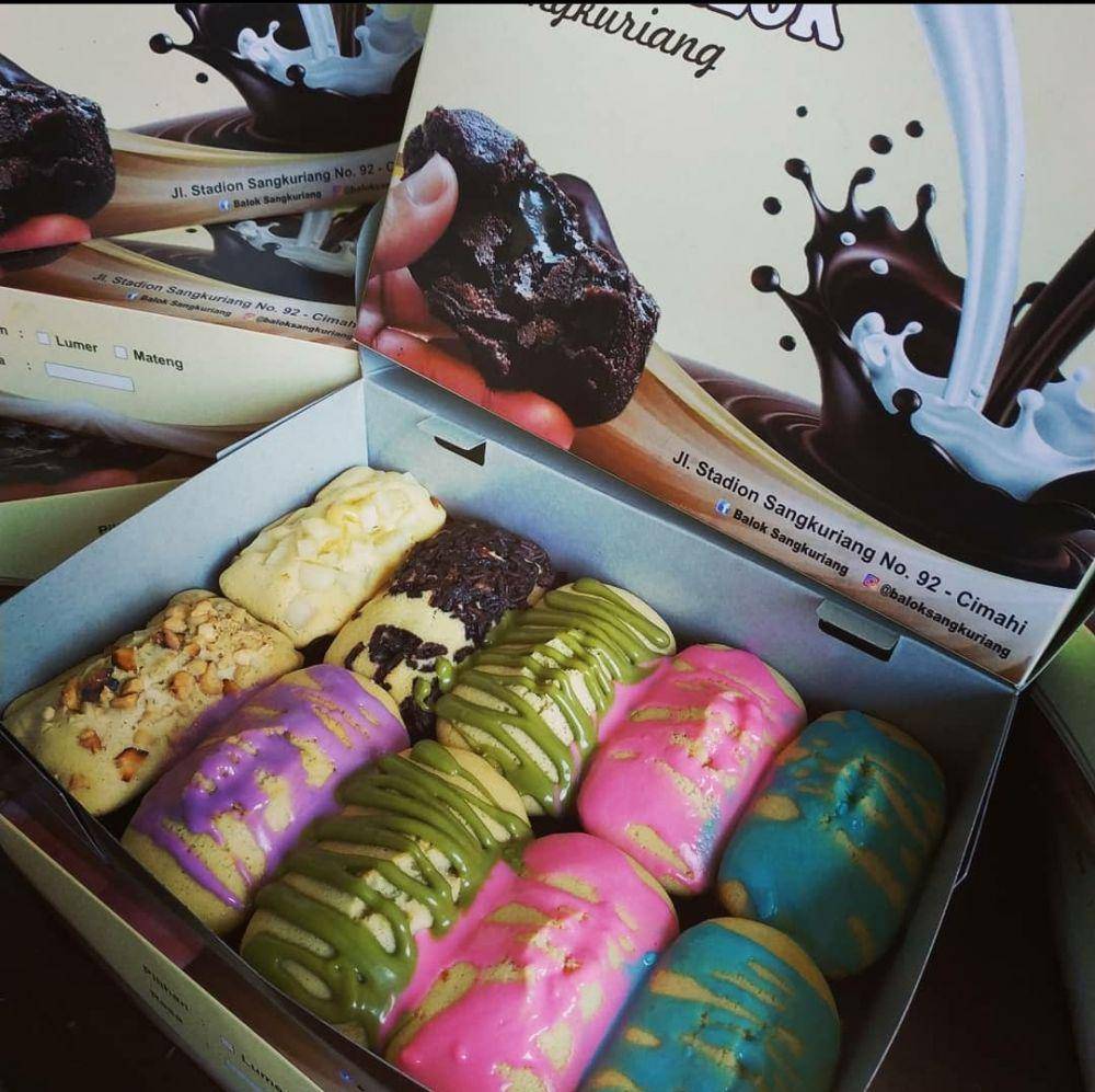 kue balok (instagram.com/baloksangkuriangcimahi)