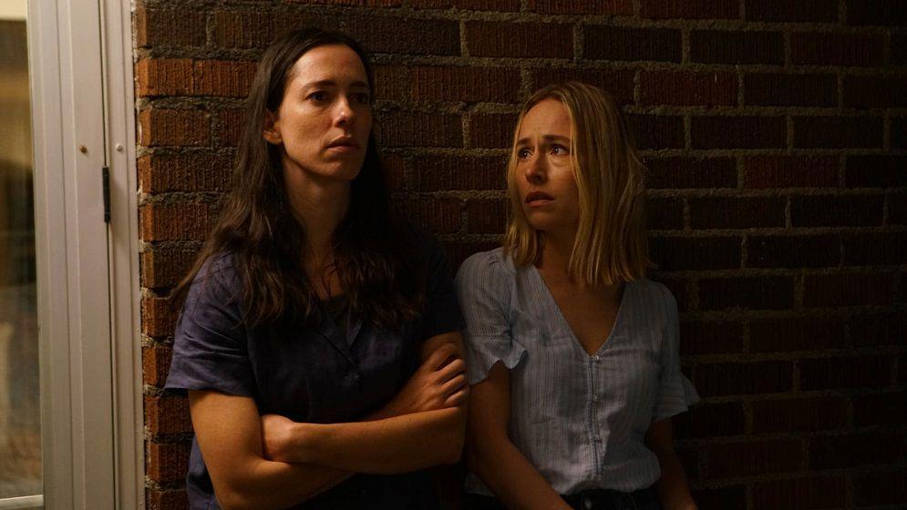 9 Rekomendasi Film yang Dibintangi Rebecca Hall, Siap Menghibur!