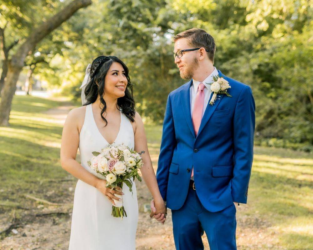 ilustrasi menikah (unsplash.com/Nevel Media)