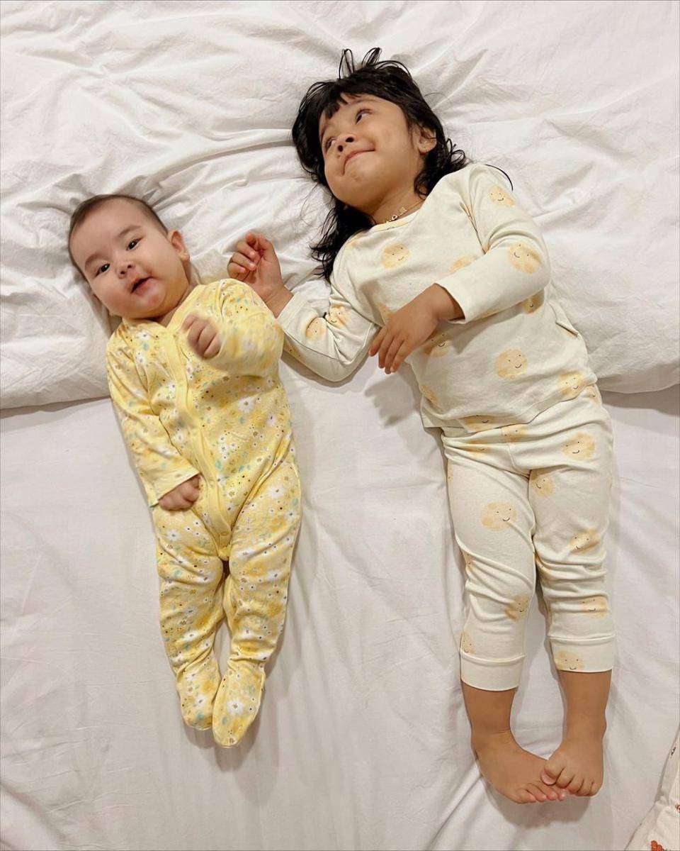 Freya Kayonna Humaira dan Ilayya Yasmina Qamara (instagram.com/dwihandaanda)