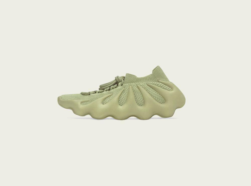 Sepatu Adidas + Yeezy 450 Resin Tampilkan Desain yang Super Nyentrik