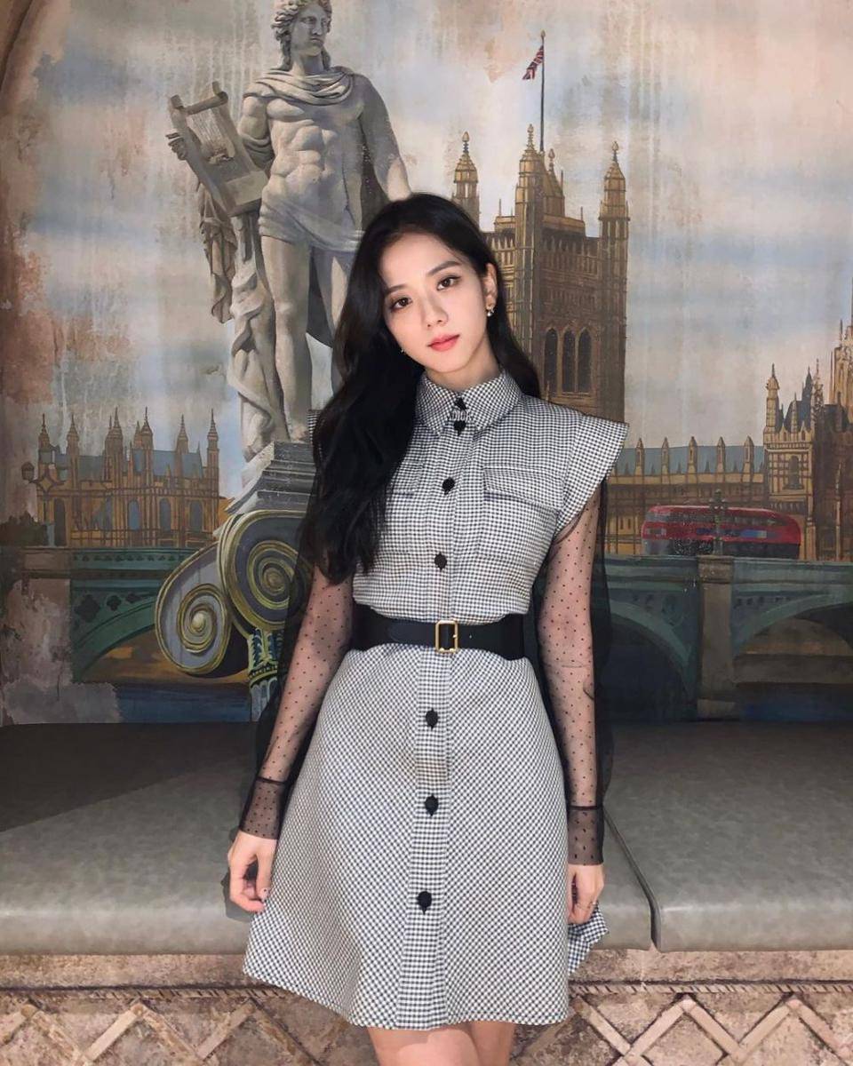 Jisoo BLACKPINK (instagram.com/sooyaaa__)