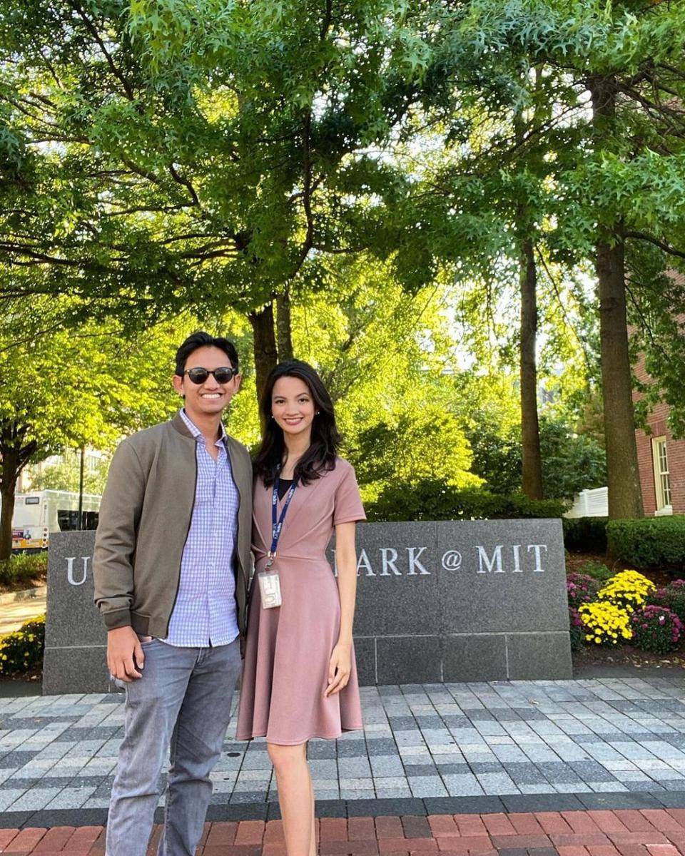 potret Belva dan Bina (instagram.com/belvadevara)