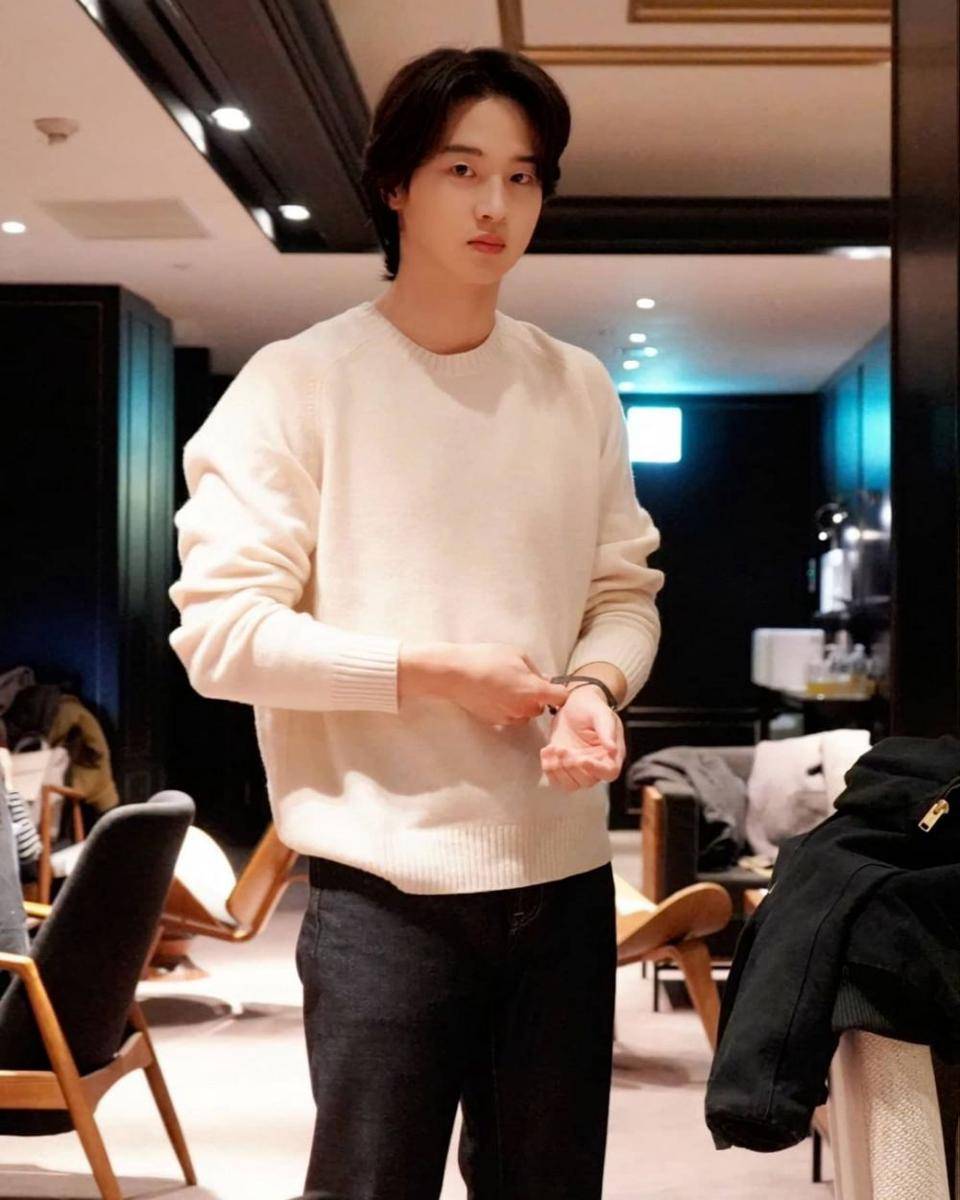 Jang Dong Yoon (instagram.com/dongyicompany.official)