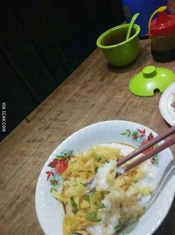 cara makan pakai sumpit (1cak.com)