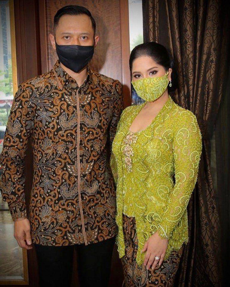 Kebaya Annisa Pohan (instagram.com/annisayudhoyono)