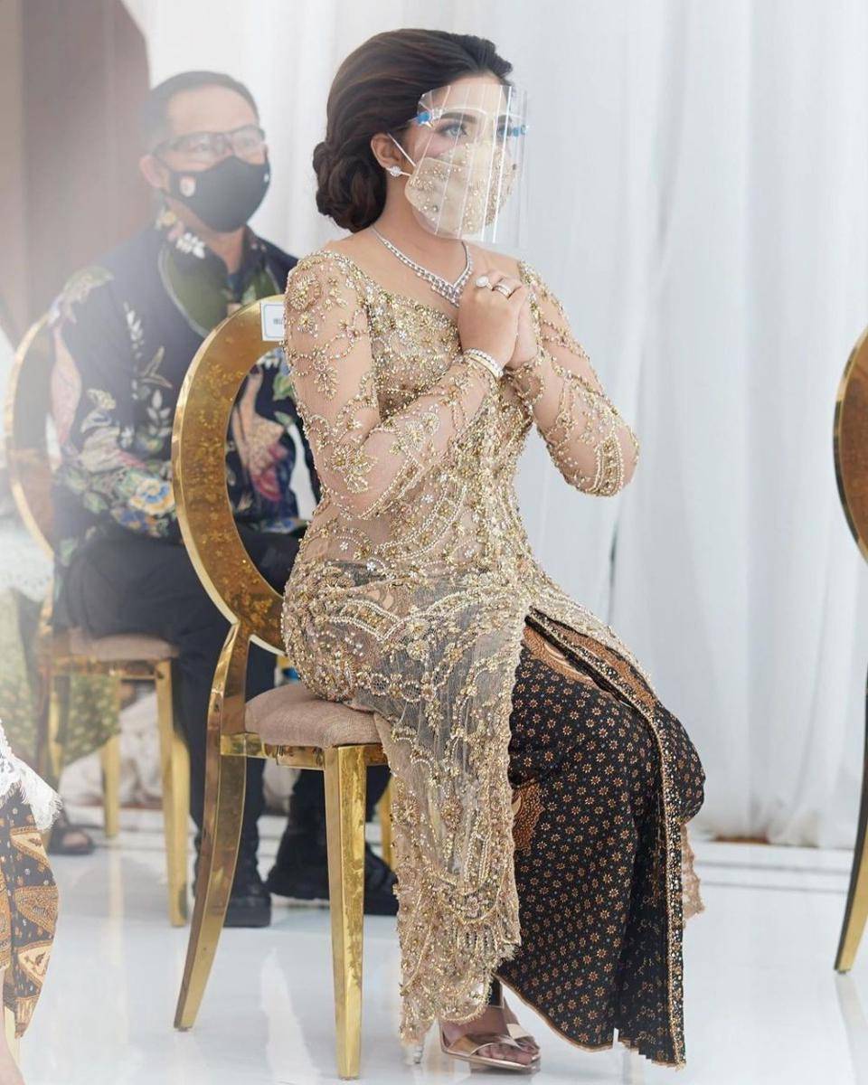Kebaya Ashanty (instagram.com/ashanty_ash)