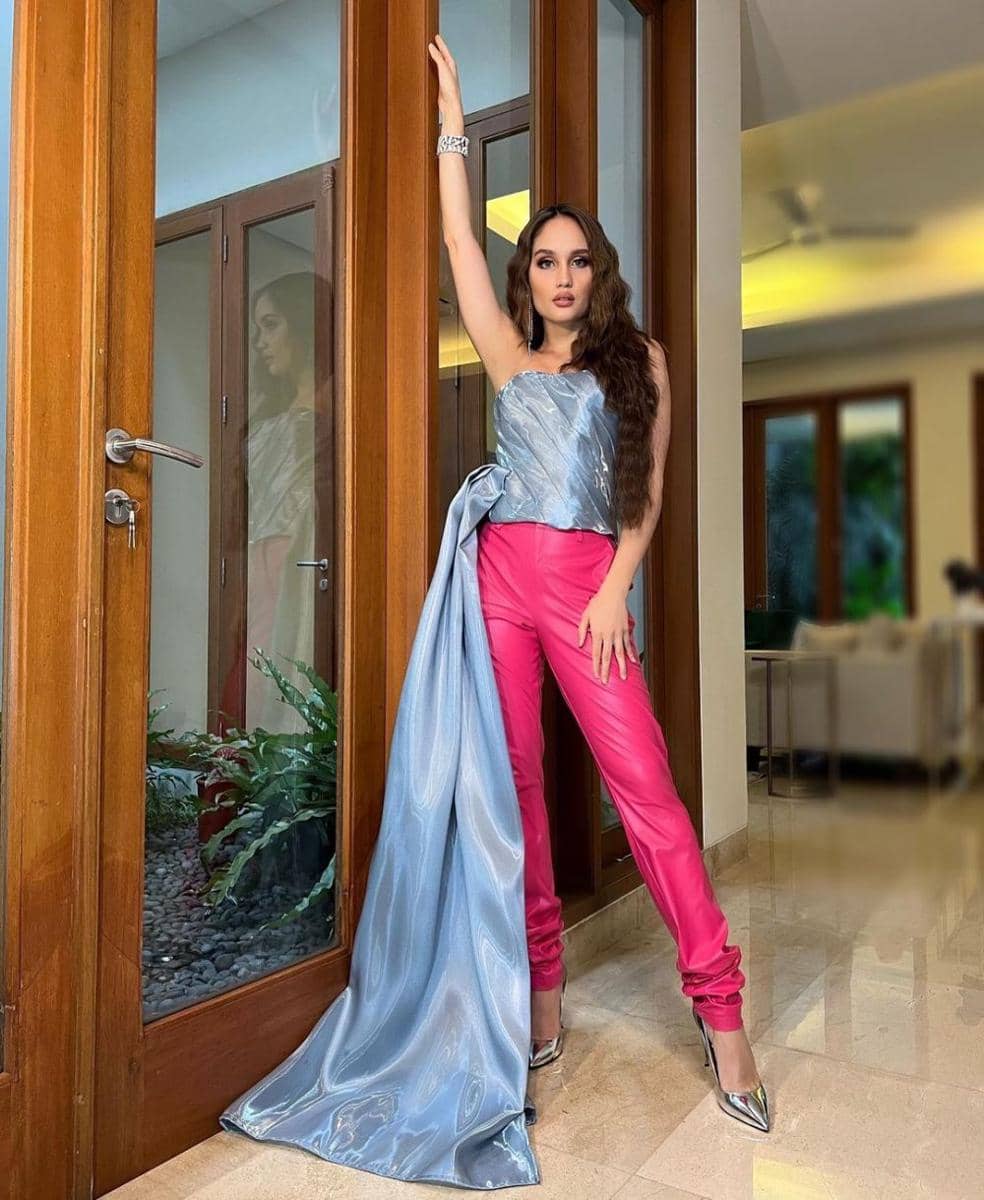 potret Cinta Laura (instagram.com/claurakiehl)