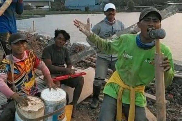 potret pekerja santai (twitter.com/duniakuli)