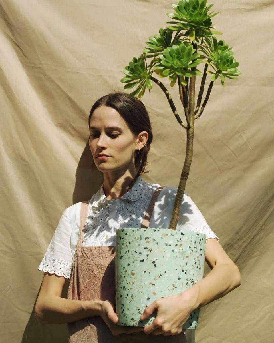pengaplikasian terrazzo (instagram.com/geaconcreto)