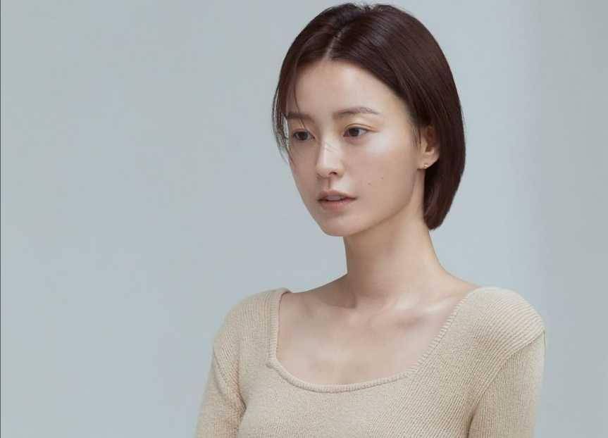 Jung Yu Mi (instagram.com/abib.official)