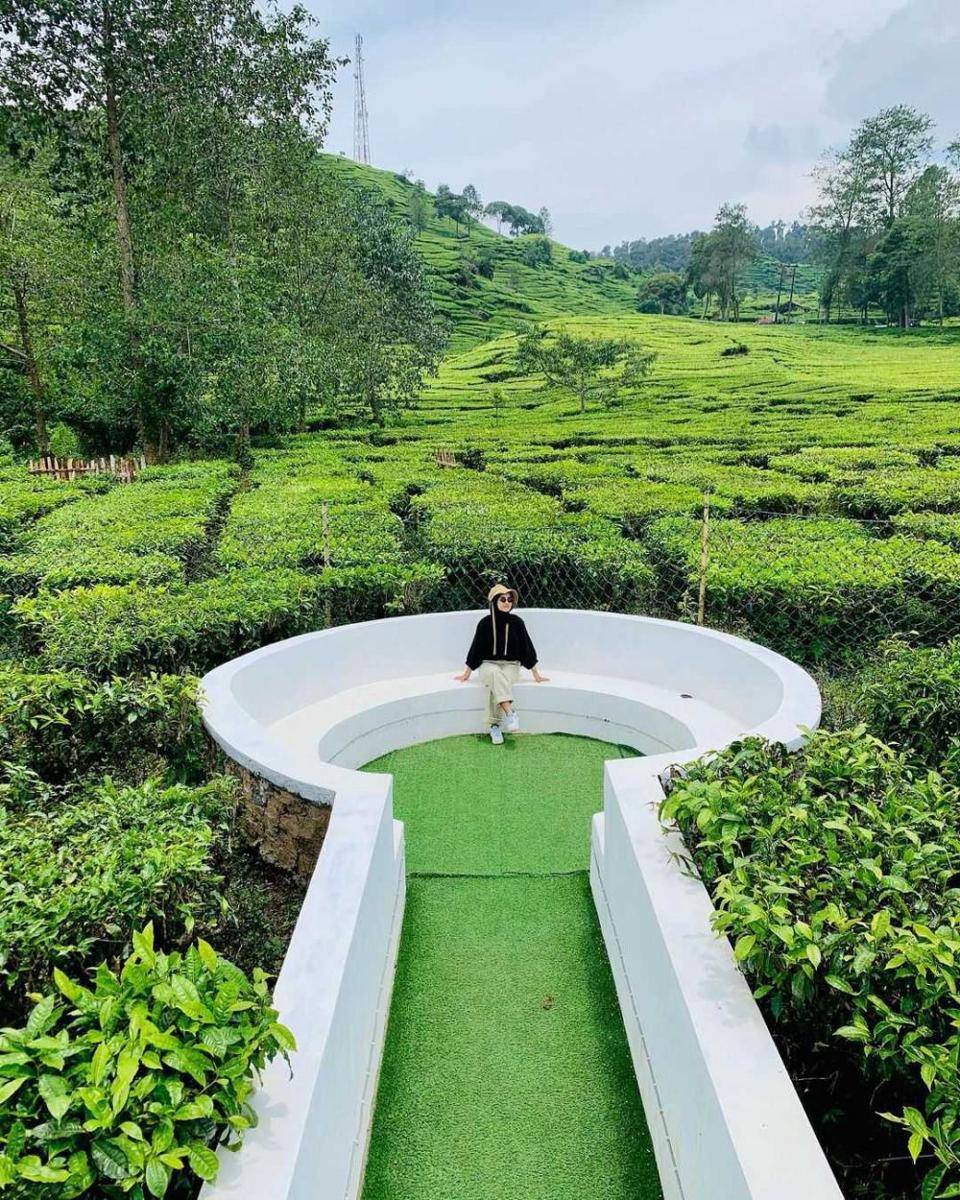 Ecopark Curug Tilu (instagram.com/restirestian)