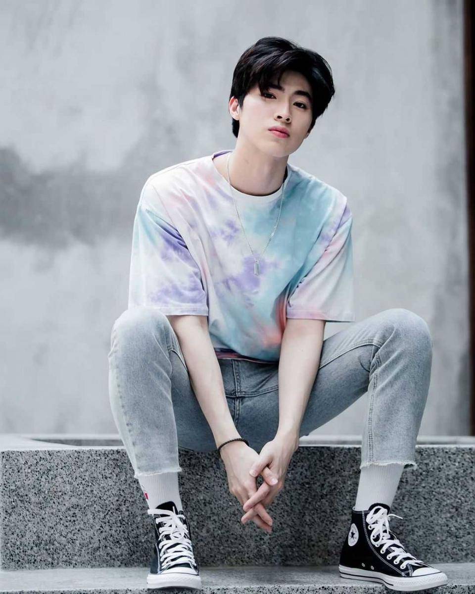 Blue Pongtiwat (instagram.com/blue_pongtiwat)