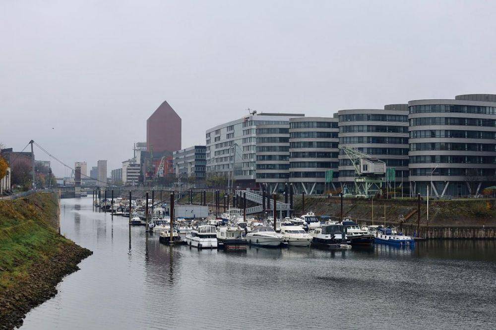 Duisburg Inner Harbour (instagram.com/rubaron)
