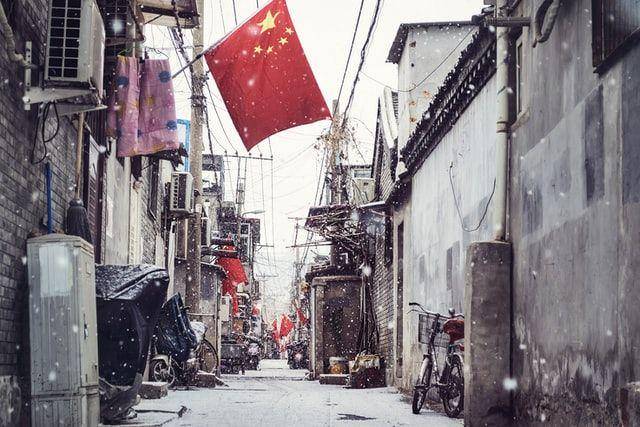 Ilustrasi bendera China (unsplash.com/zhang kaiyv)