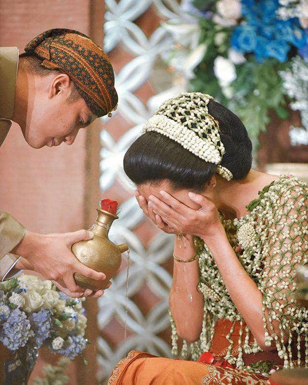 Paula Verhoeven Wong mitoni. (instagram.com/baimwong)